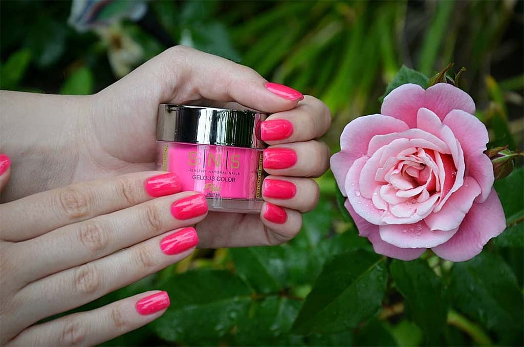 Everything You Want to Know about SNS Powder Nails